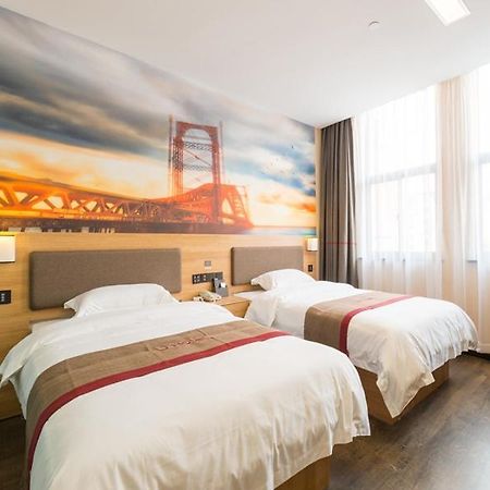 Thank Inn Chain Hotel Shanghai Songjiang District Yongfeng Road Store Esterno foto